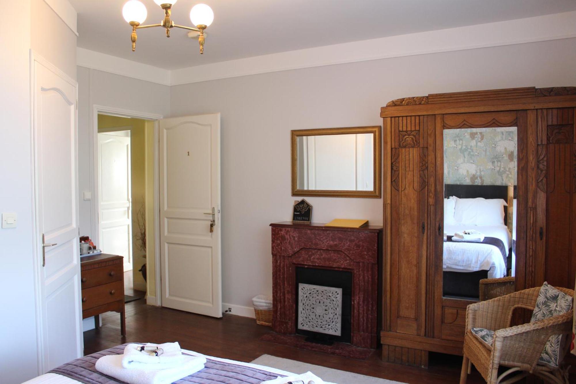 Le Clos Castel Raids Zewnętrze zdjęcie